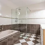 Seebrise With Parking Appartement